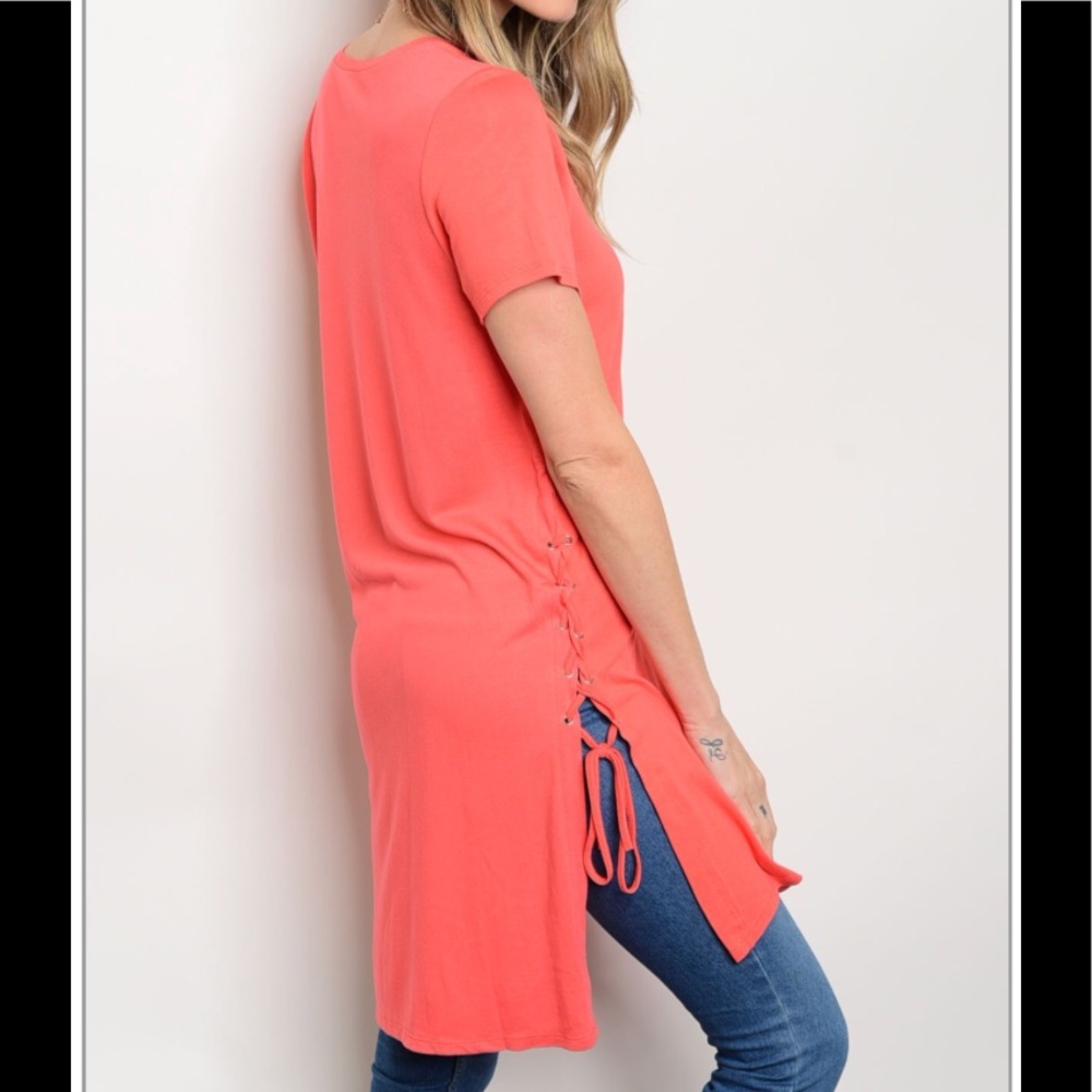 2LEFT‼️Women Short Sleeves Side Lace Up Tunic🧡